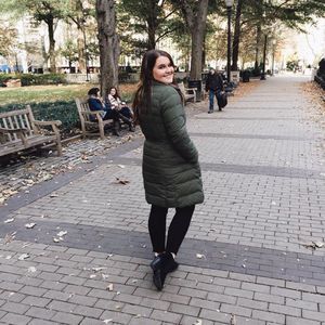 Meet your Posher, Lindsey